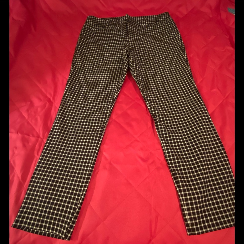 Old Navy pixie ankle pants